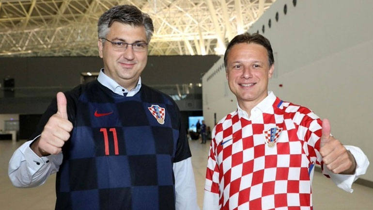 Επίσκεψη Πλένκοβιτς στα αποδυτήρια