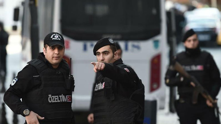 Τουρκία: Σύντομη κράτηση των τριών Γάλλων με την υποψία παροχής βοήθειας στο PKK