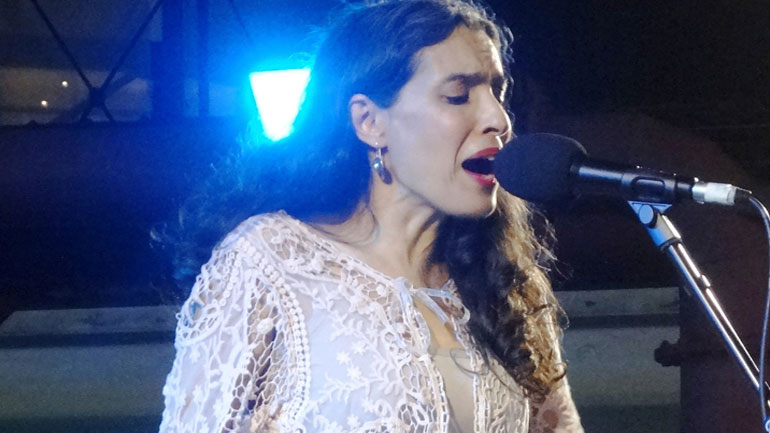 Στη Ρεματιά όλη η Μεσόγειος: Τραγούδια της Μεσογείου από τη Lamia Bèdioui