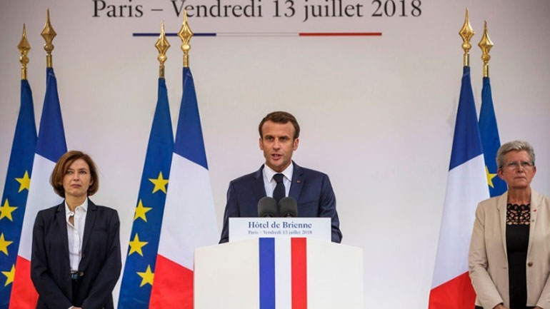 Μακρόν προς Καμμένο: Η συνεργασία μας απαραίτητη για την ασφάλεια στη Μεσόγειο