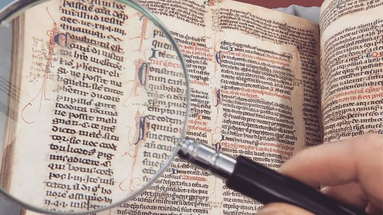 Η Αθήνα προσκαλεί σε ένα παιχνίδι μυστηρίου στα χνάρια αγαπημένων λογοτεχνικών ντετέκτιβ