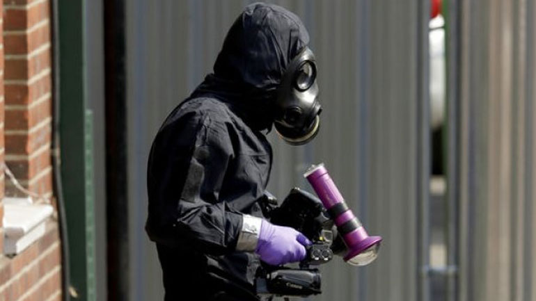 Βρετανία: Η αστυνομία εντόπισε σε ένα μικρό μπουκάλι τον νευροτοξικό παράγοντα Νοβιτσόκ