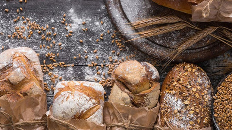 Τελικά ποιο ψωμί είναι πιο υγιεινό; Το λευκό ή το μαύρο