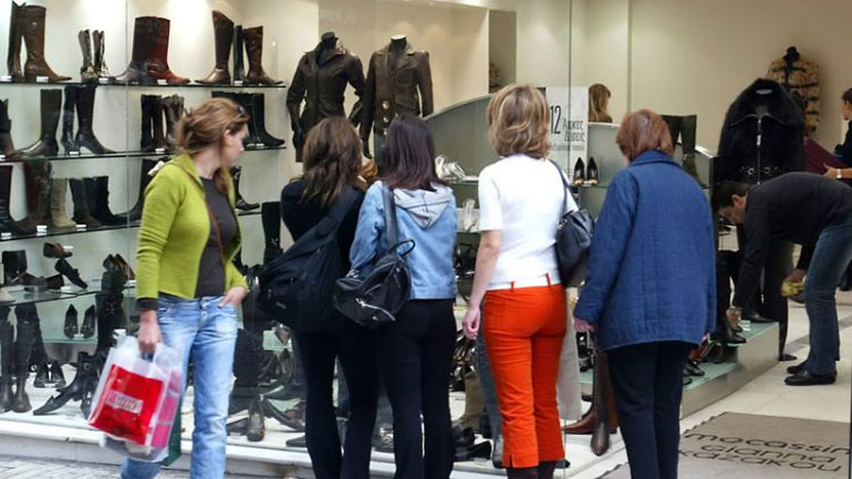 Ανοιχτά τα καταστήματα αυτή την Κυριακή