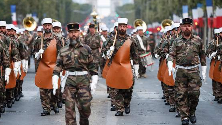 Γαλλία: Παρέλαση με μεγαλοπρέπεια και… απρόοπτα για τους εορτασμούς της 14ης Ιουλίου