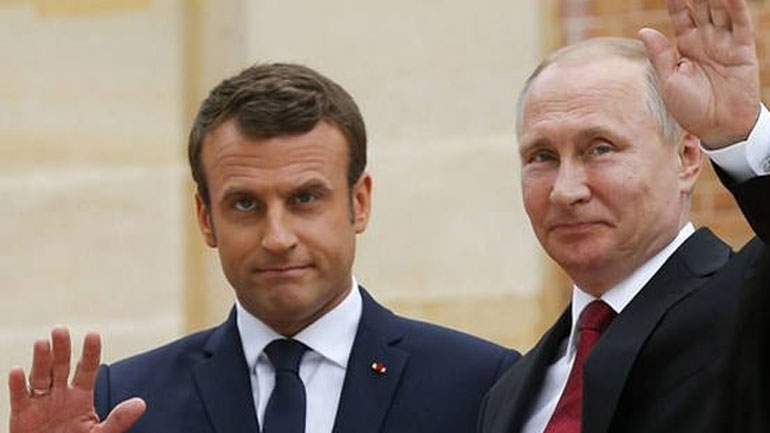Μακρόν σε Πούτιν: «Ήρθαμε να πάρουμε το κύπελλο»