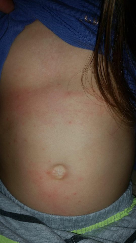 Φωτογραφία λουόμενων από τα μέσα κοινωνικής δικτύωσης