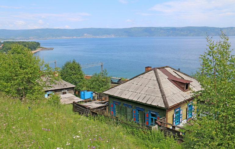 Εξοχικό με θέα τη Βαϊκάλη