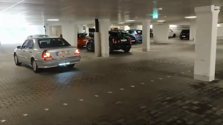 Οικονομικός αισθητήρας παρκαρίσματος