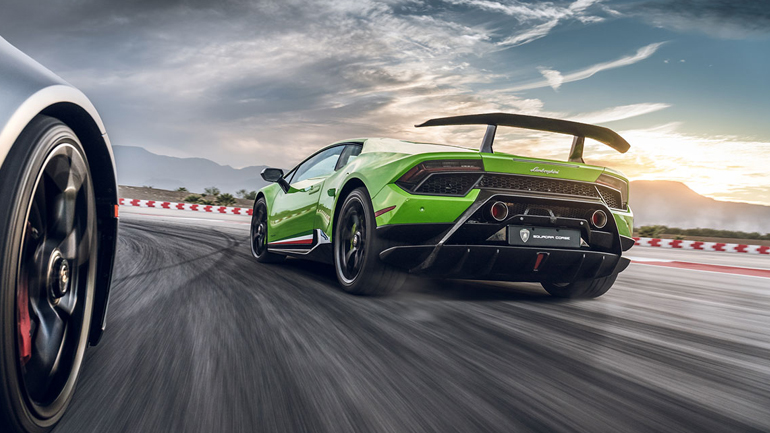 Σπάει τα ταμεία η Lamborghini!