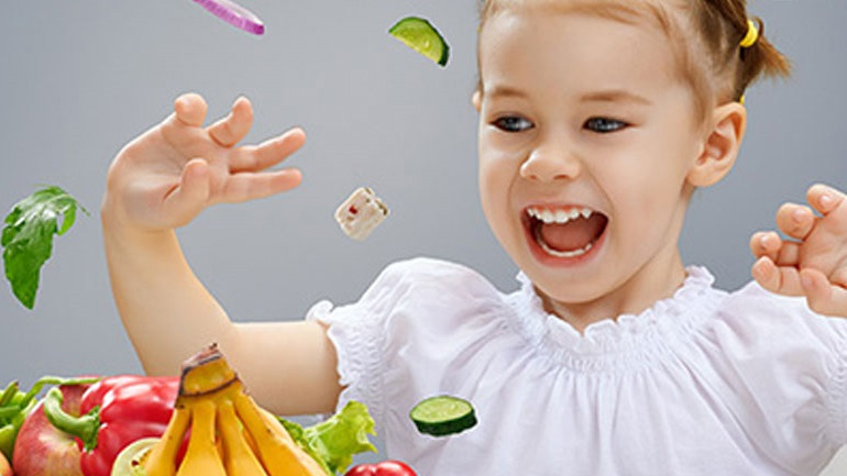 Τι να κάνετε για να φάει το παιδί σας φρούτα