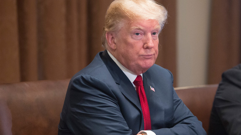 Νέα «τιτιβίσματα» από τον Τραμπ: «Δυνατό και πλούσιο είναι τώρα το ΝΑΤΟ»