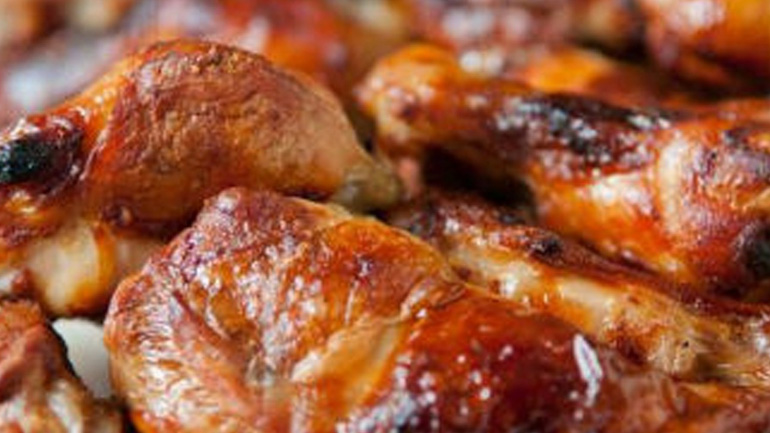 Κοτόπουλο με μπάρμπεκιου σως