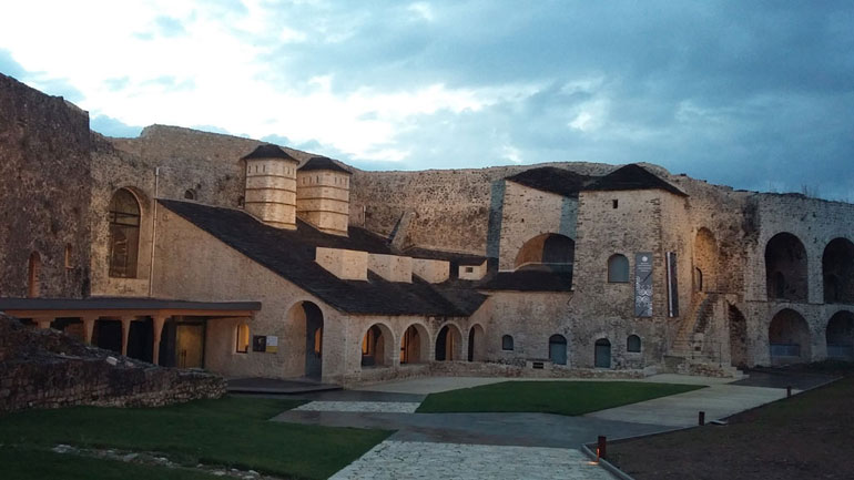 Με εφαρμογή επαυξημένης πραγματικότητας η ξενάγηση στο Μουσείο Αργυροτεχνίας στα Ιωάννινα