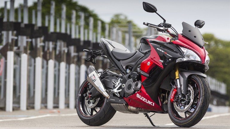 Θέλεις μοτοσυκλέτα Suzuki; Κέρδισε έως και 1.200 ευρώ!