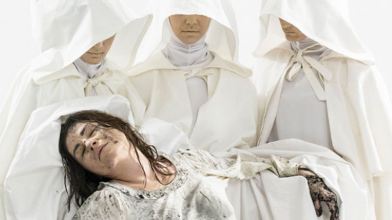 «Ηλέκτρα» με την Αλεξία Καλτσίκη στο Αρχαίο Θέατρο Επιδαύρου