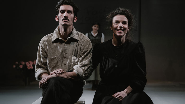 «Η Απολογία της Μαρί Κιουρί» με την Πέγκυ Τρικαλιώτη  στο Θέατρο Σταθμός