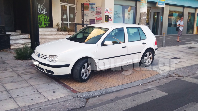 Αυτός κι αν δεν έχει τον Θεό του…