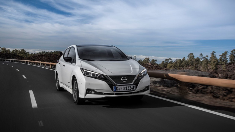 Πιο ισχυρό και με αυτονομία 360 χλμ. το Nissan Leaf