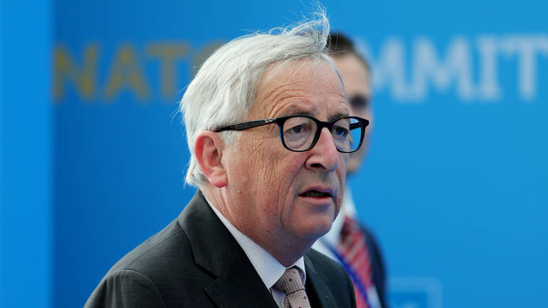 Ο Γιούνκερ ζήτησε «σεβασμό» απαντώντας σε ερώτηση για την υγεία του