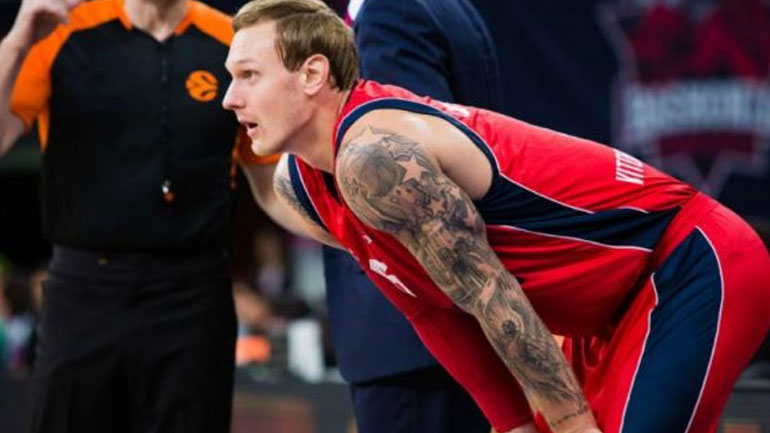 Ενθουσιασμένος για τη μεταγραφή του στον Ολυμπιακό ο Τίμα