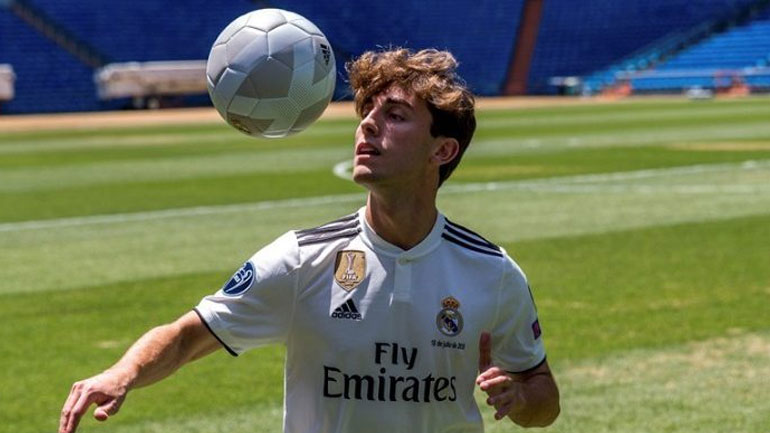 Η Ρεάλ Μαδρίτης παρουσίασε τον Αλβάρο Οντριοθόλα