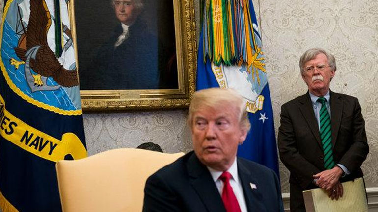 ΗΠΑ: Ο Τραμπ ζήτησε από τον σύμβουλό του Τζον Μπόλτον να προσκαλέσει τον Πούτιν στην Ουάσινγκτον