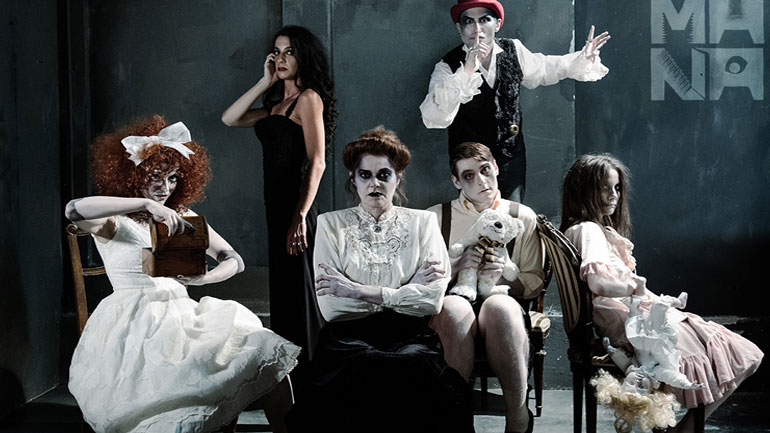 «Μάνα» στο Θέατρο Faust