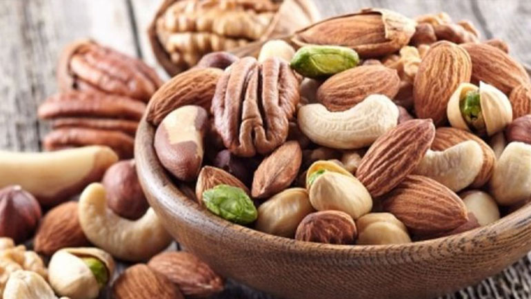 Ποιες τροφές με πολλά λιπαρά κάνουν καλό στην υγεία μας