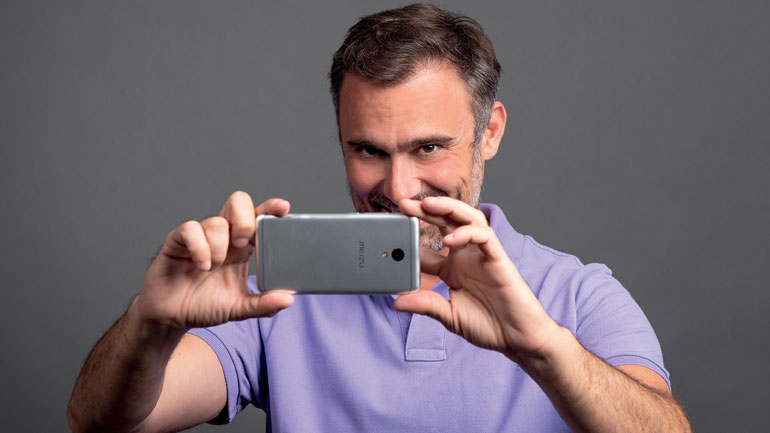 Meizu: O Γιώργος Καπουτζίδης είναι ο social media ambassador των smartphones της εταιρείας