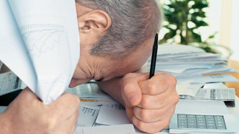 Βγάλτε το σκασμό με τις… θυσίες του λαού!!!