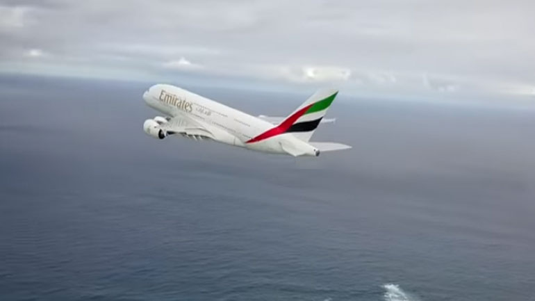 Ανεγκέφαλος χειριστής drone κινηματογράφησε απογείωση Airbus