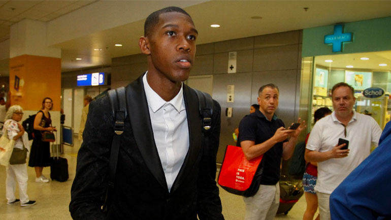 Έφτασε στην Αθήνα για την ΑΕΚ ο Άλεφ