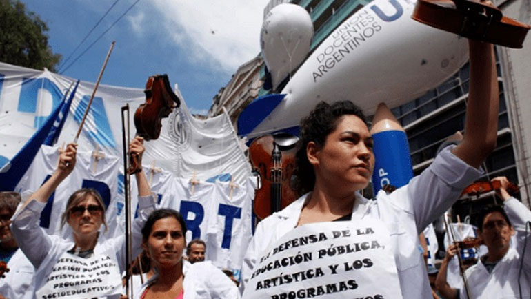 Αργεντινή: Πρόστιμο 29 εκατ. δολαρίων σε συνδικάτο που συνέχιζε τις απεργίες