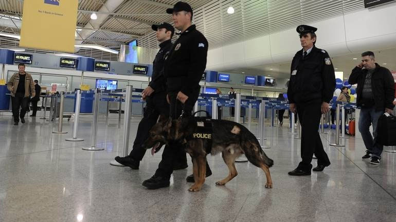 Συνελήφθη 35χρονος από το Πακιστάν στο «Ελ. Βενιζέλος» για εισαγωγή ηρωίνης