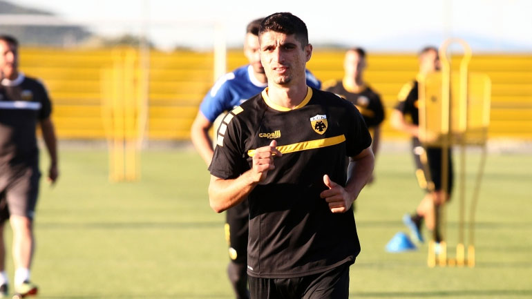 ΑΕΚ: Χωρίς τον Μάνταλο στο Περιστέρι