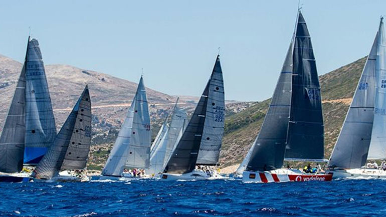 Ιστιοπλοΐα: Την παραλία «Ναυάγιο» στην Αμοργό καθάρισαν οι ιστιοπλόοι του 55ου Ράλι Αιγαίου