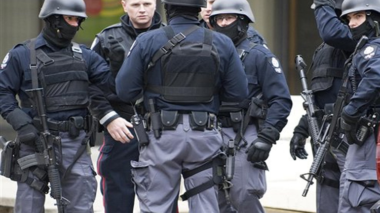 Καναδάς: Συνελήφθη άνδρας που επιχείρησε να μαχαιρώσει στρατιώτη στο Κοινοβούλιο