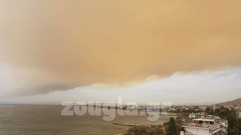 Η φωτιά από τη Βουλιαγμένη