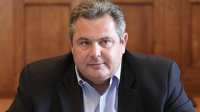 Καμμένος: «Συγκινητικό το ενδιαφέρον και η προσφορά για αλληλεγγύη των πολιτών»