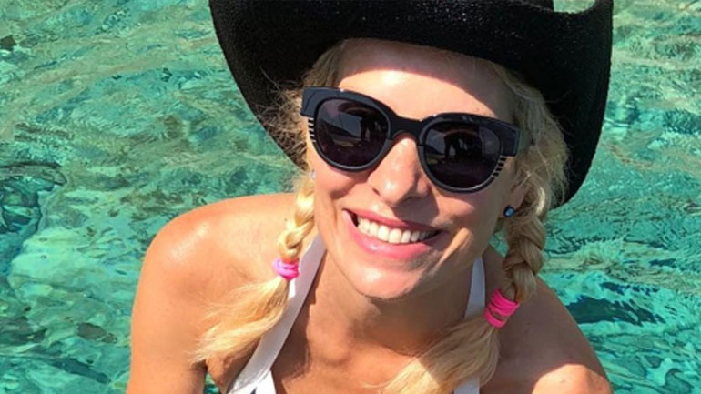 Η επιστροφή της Ελένης Μενεγάκη στην Αθήνα – Το πρώτο μέρος που επισκέφτηκε