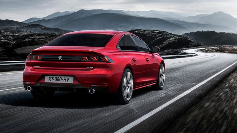 H Peugeot ετοιμάζει υβριδικό super sedan με 300 ίππους