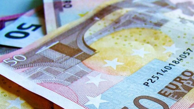 FAZ: Η παράταση καταβολής τόκων για την Ελλάδα κοστίζει 34 δισ. ευρώ εκτιμά το υπουργείο Οικονομικών της Γερμανίας