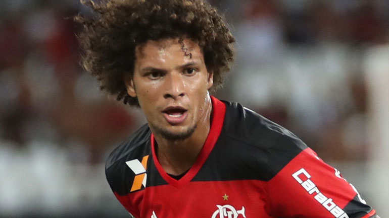 «Διστακτικός για τον Ολυμπιακό ο Γουίλιαν»