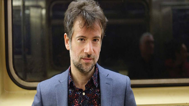 Νέες ημερομηνίες για τις συναυλίες του Κωστή Μαραβέγια