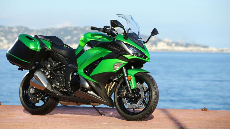 Καλοκαιρινές προσφορές Kawasaki, με όφελος έως 1.400€!