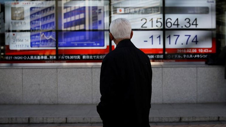 Με πτώση έκλεισε το Τόκιο