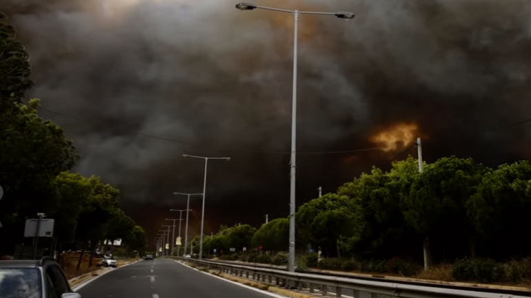 Αυτοψία της φονικής πυρκαγιάς: Το χρονικό, ο εγκλωβισμός και τα αυθαίρετα