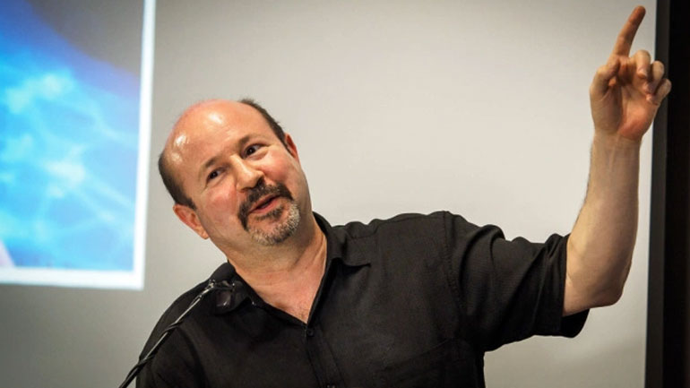 Μάικλ Μαν: «Μπορούμε να δούμε τα αποτυπώματα της κλιματικής αλλαγής στα τοπικά ακραία φαινόμενα»