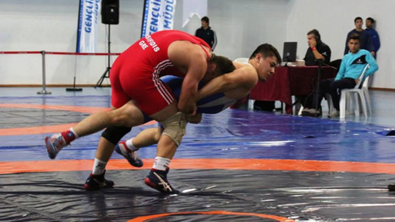 Πάλη: Στο πλευρό των πληγέντων το άθλημα των Ολυμπιονικών